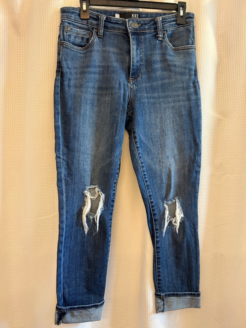 Kut from the Kloth Medium Blue Distressed Boyfriend Jeans Size 4